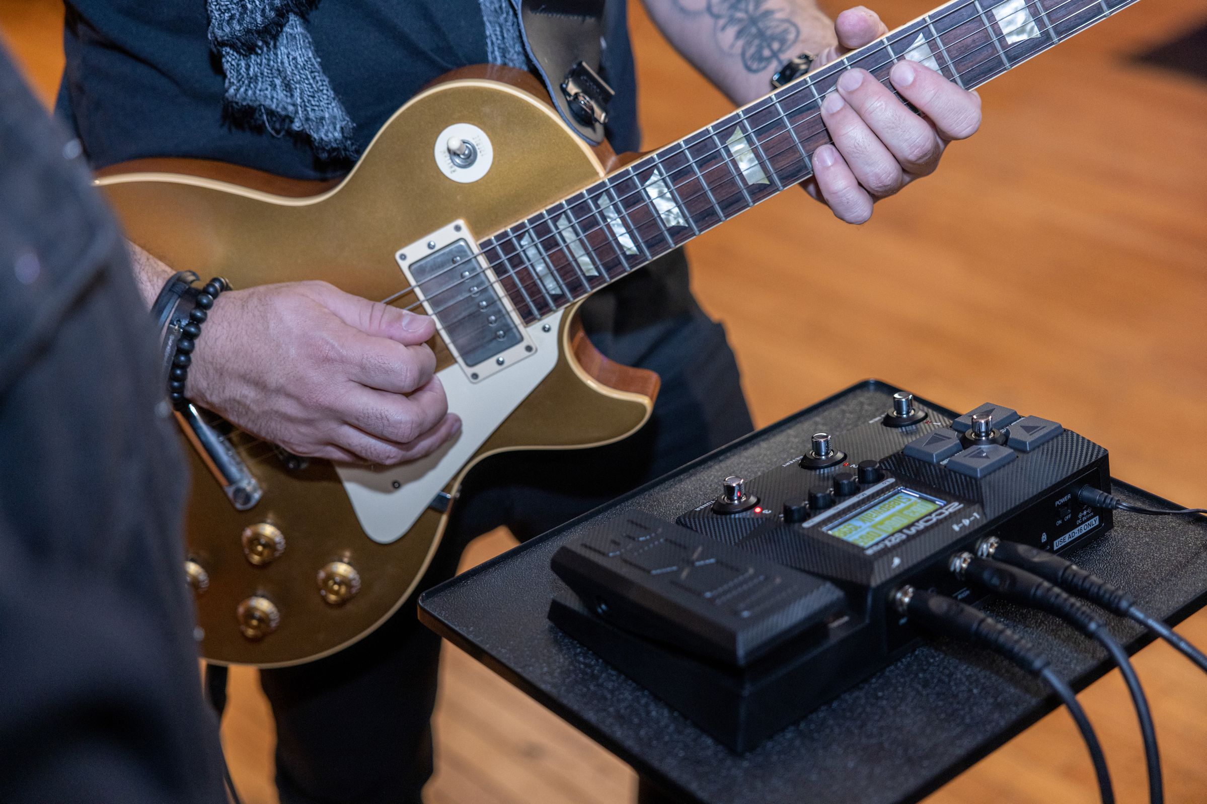 Zoom G2X FOUR Guitar Multi-Effects Pedals