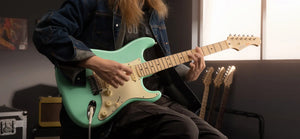 Donner DST-600 Electric Guitar - Surf Green